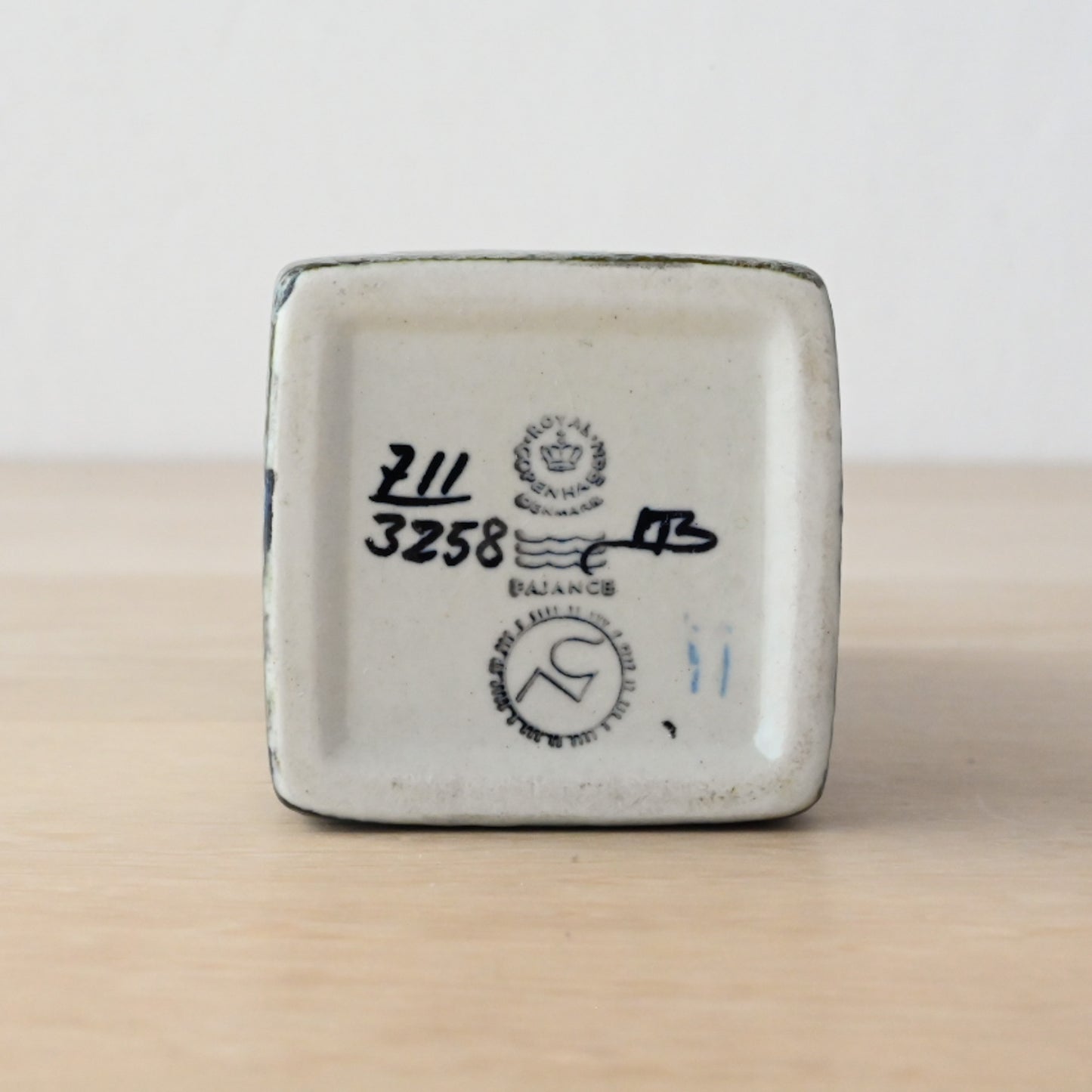 Royal Copenhagen Nils Thorsson Baca flower vase / ロイヤルコペンハーゲン ニルス・トーソンバッカ フラワーベース