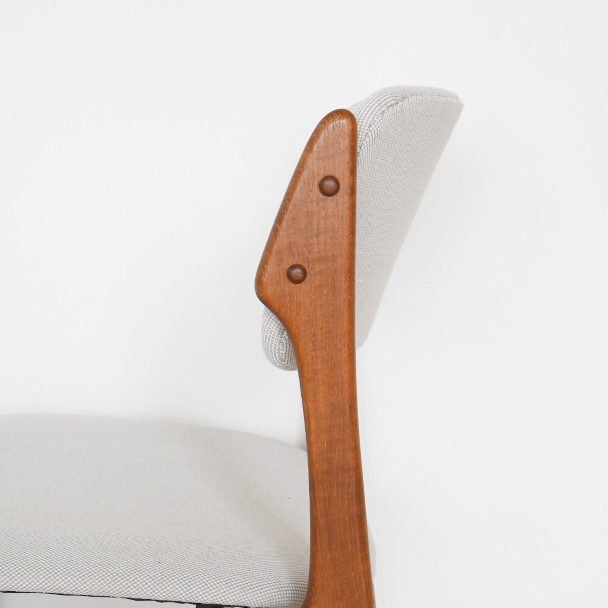 エリック・バック(Erik Buch) Model 49 Chair / デンマーク – yahan エリック・バック(Erik Buch) Model 49 Chair / デンマーク – yahan