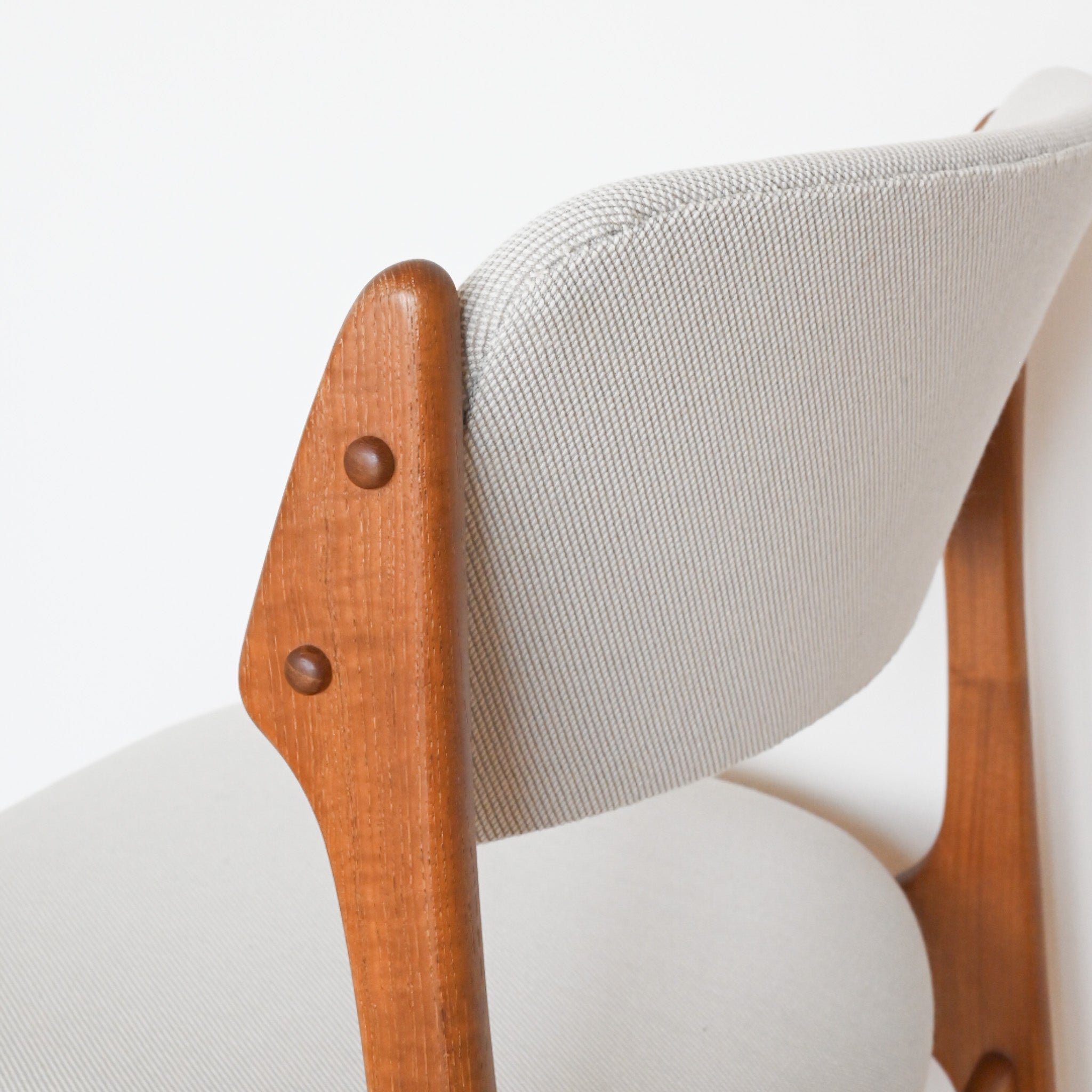 エリック・バック（Erik Buch） Model 49 Chair / デンマーク – yahan