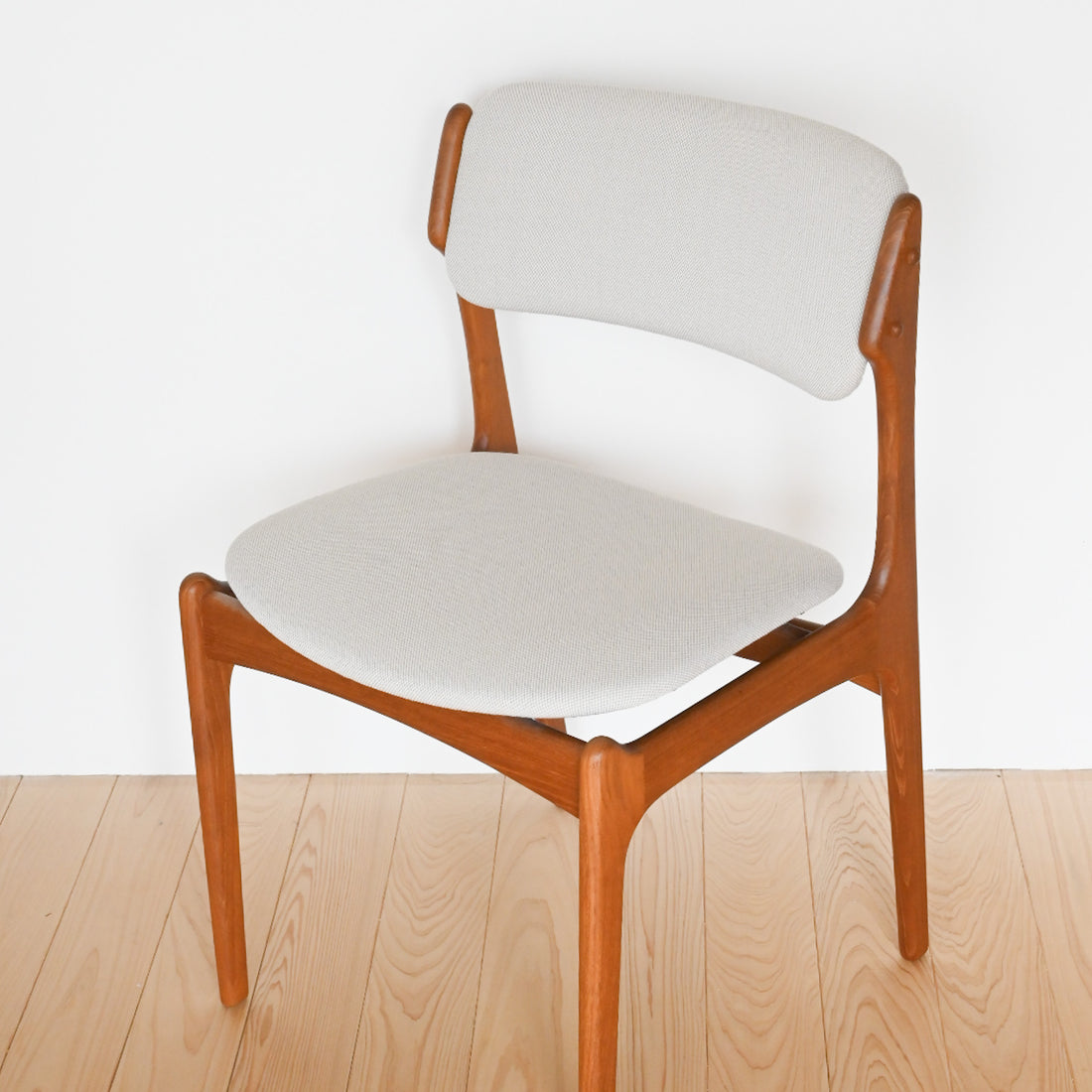 エリック・バック（Erik Buch） Model 49 Chair / デンマーク