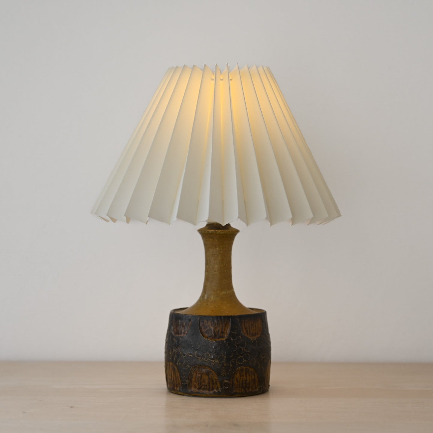Jette hellerøe Table Lamp / イェッテ・ヘレロエ テーブルランプ