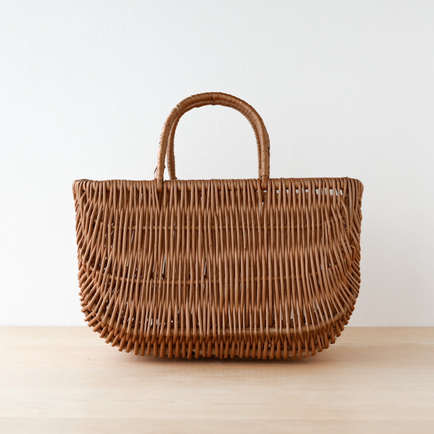 ラトビア  ショッピングバスケットL