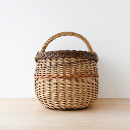 ラトビア  マッシュルームバスケット (ライン)