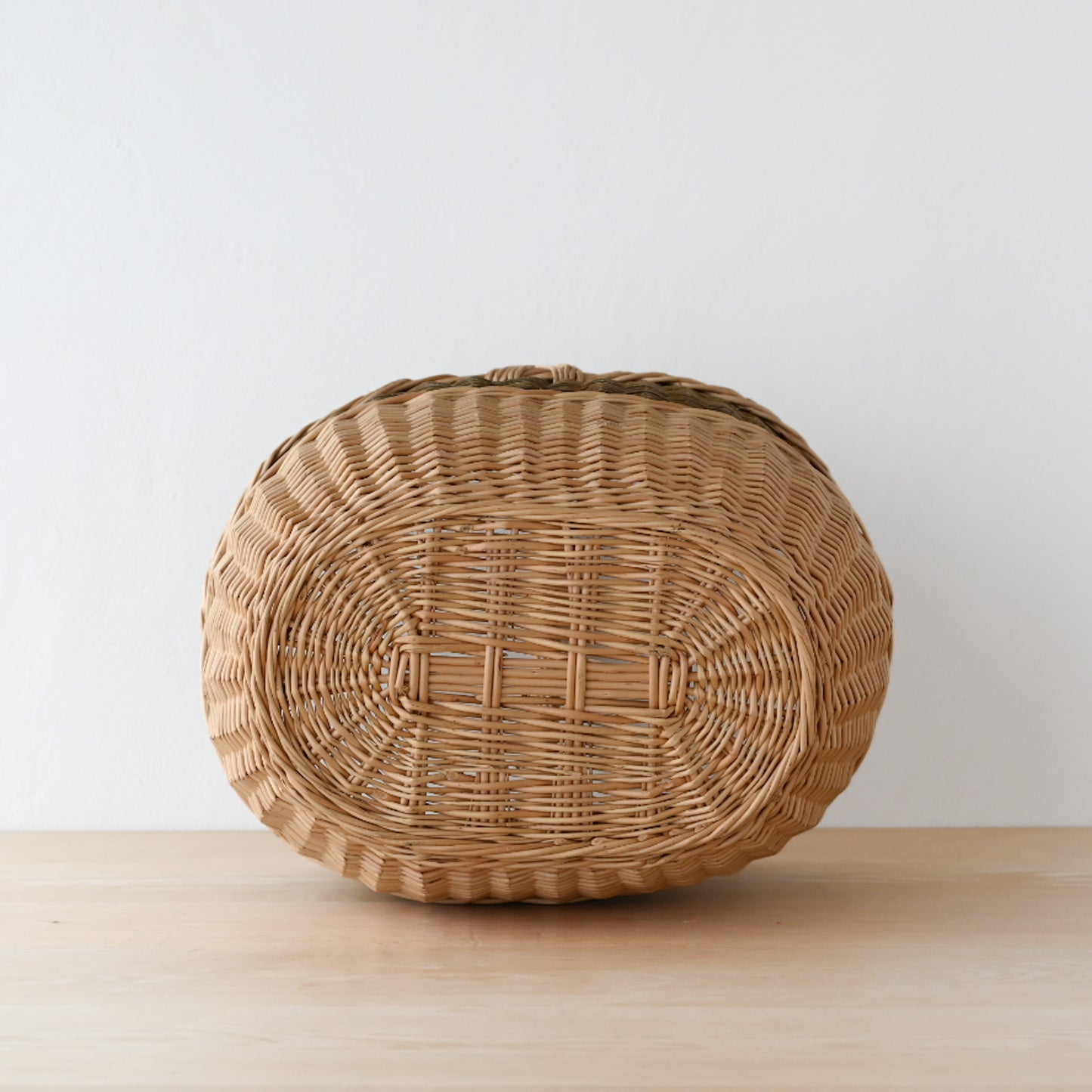 ラトビア  マッシュルームバスケット (ツートン)