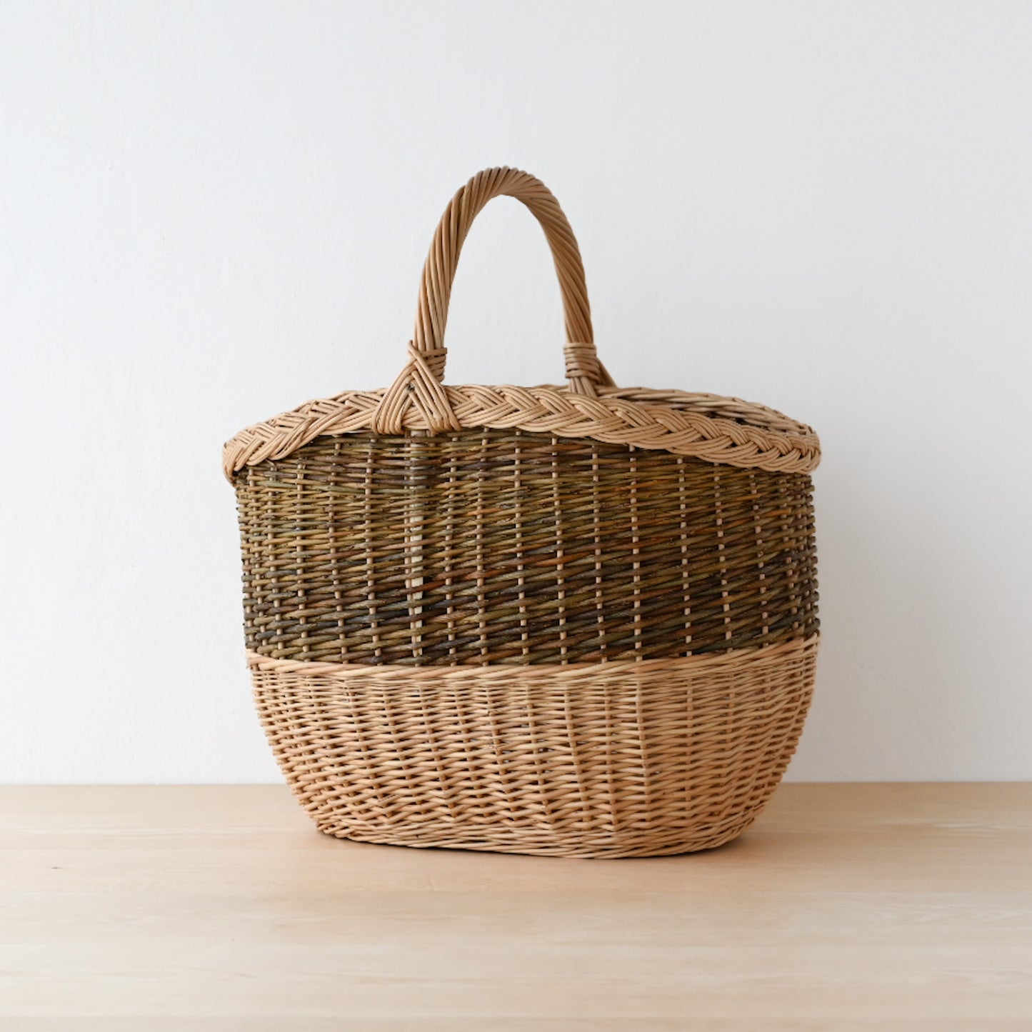 ラトビア  マッシュルームバスケット (ツートン)