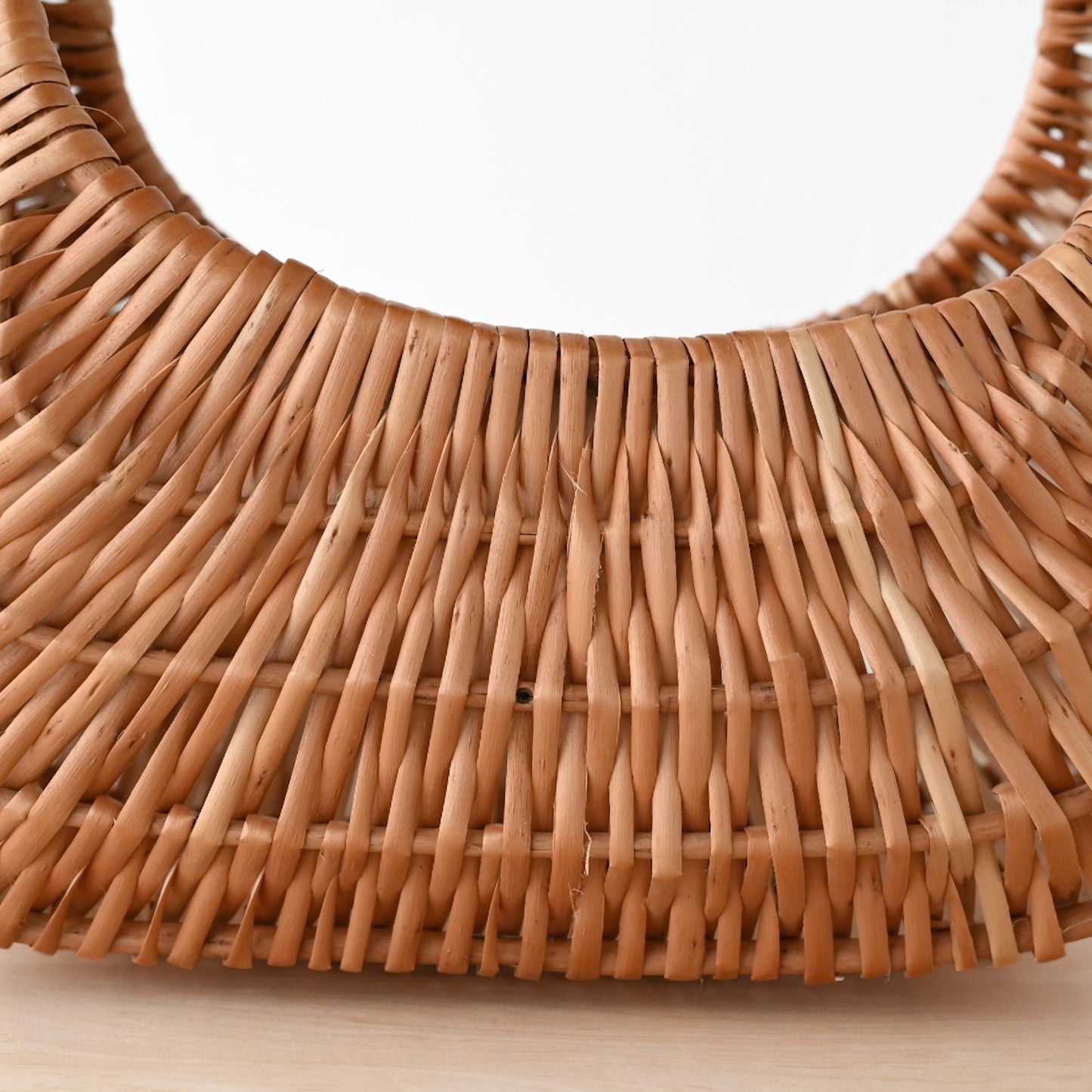 ラトビア  ヘンバスケットM