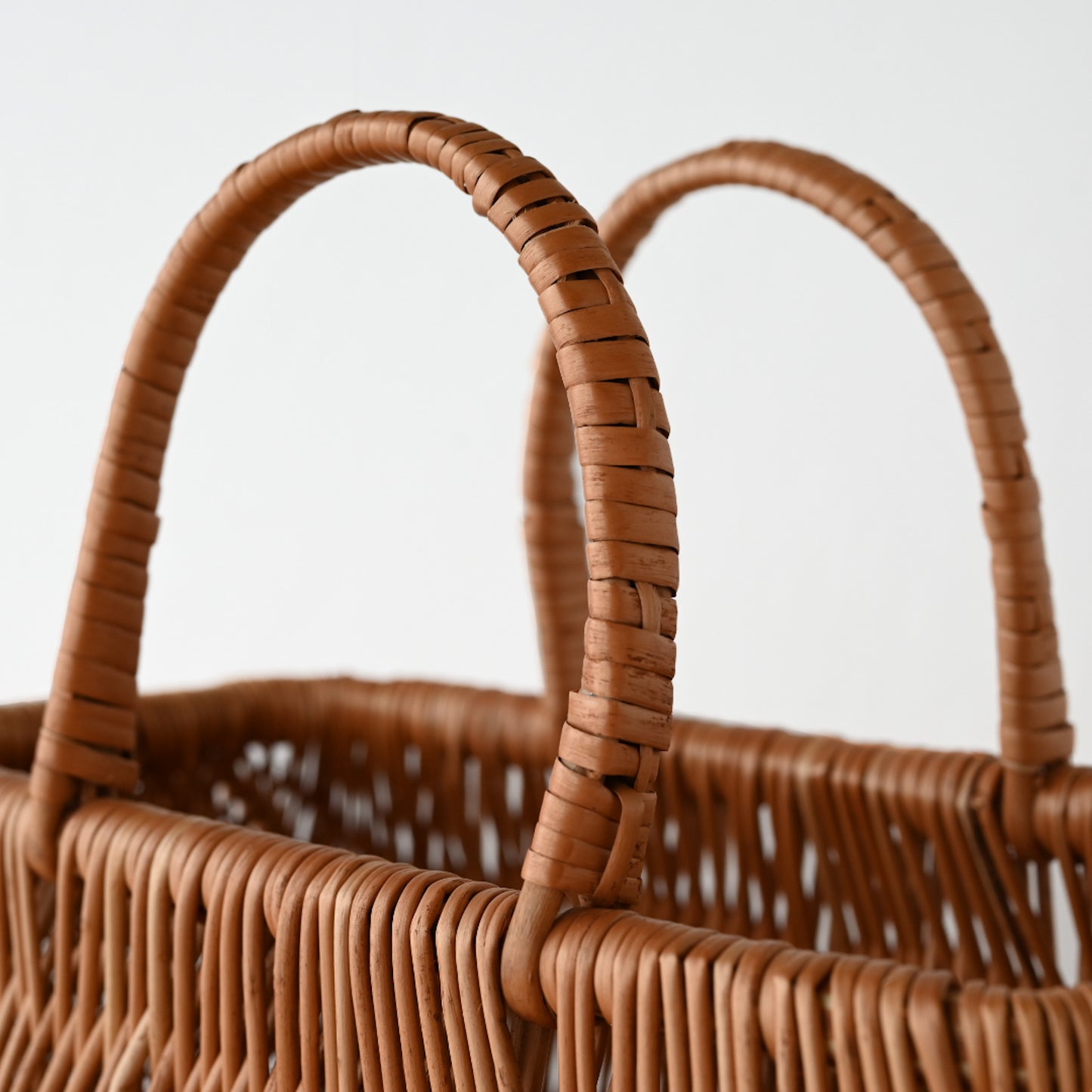 ラトビア  ショッピングバスケットL