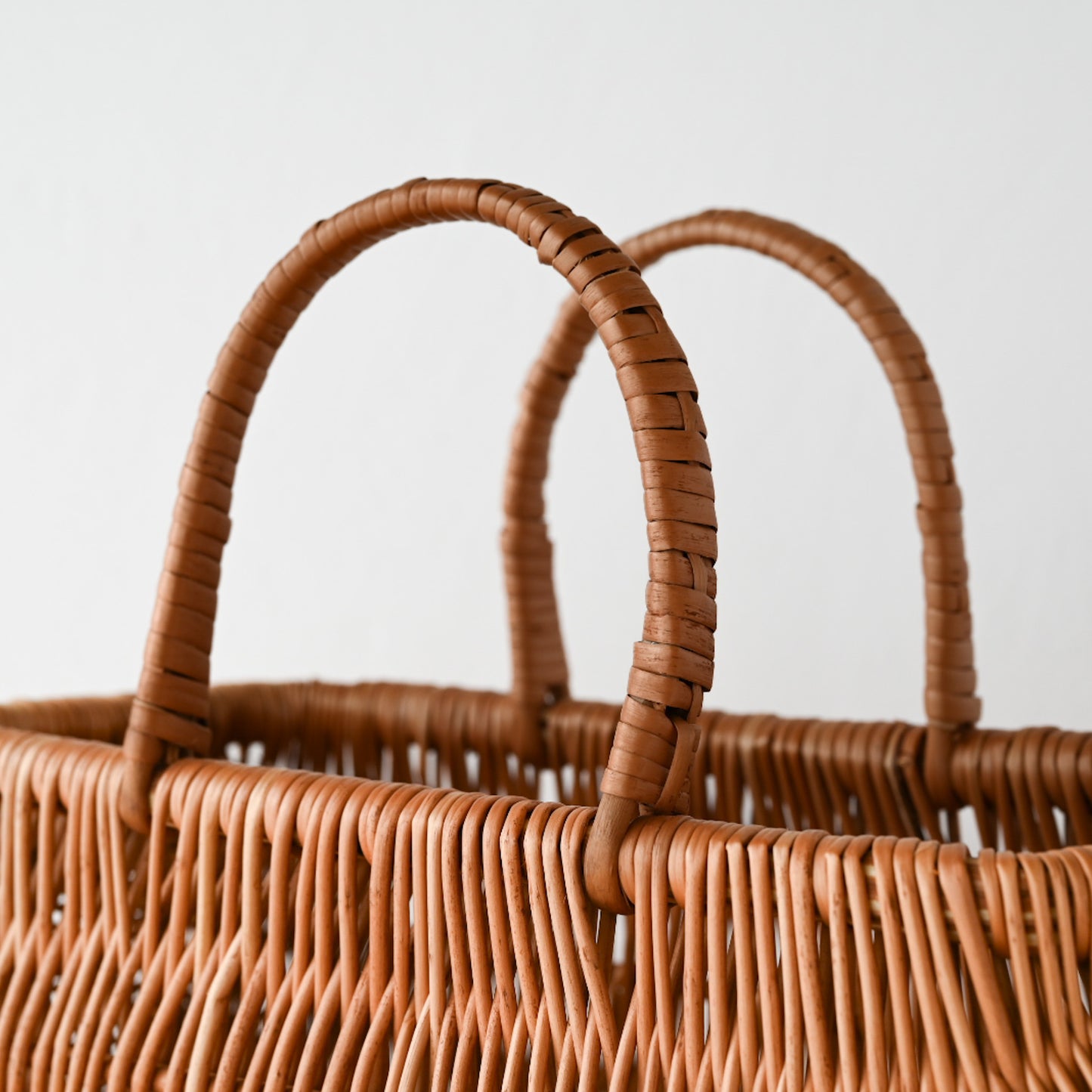 ラトビア  ショッピングバスケットM