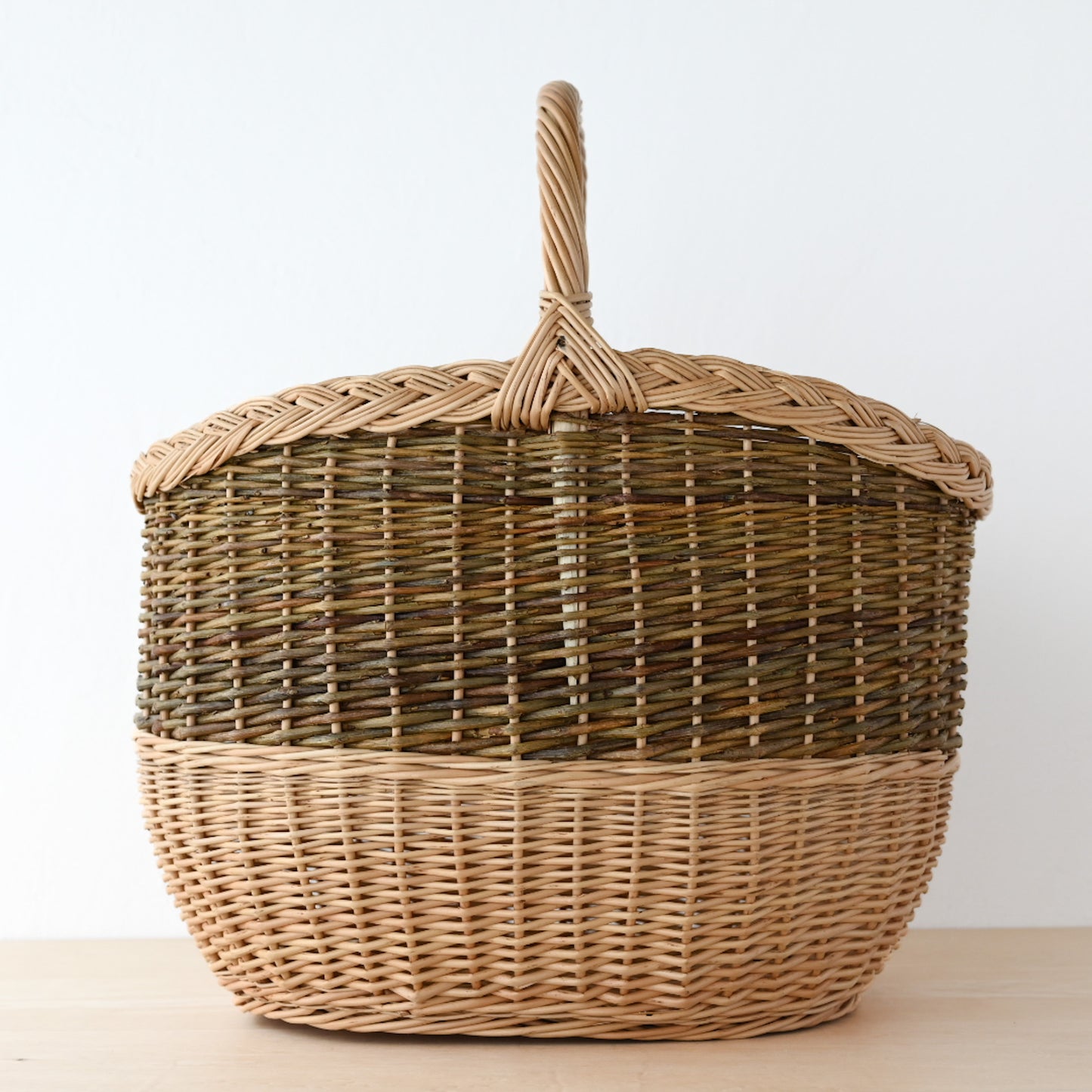 ラトビア  マッシュルームバスケット (ツートン)