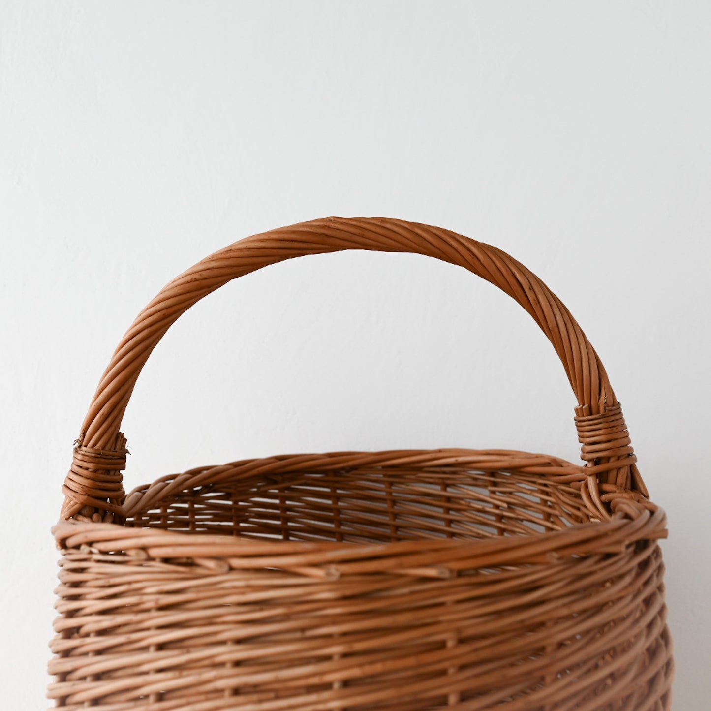 ラトビア  マッシュルームバスケット (オーバル)