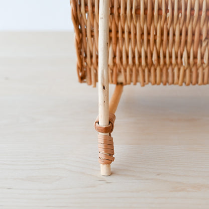 ラトビア マガジンバスケット